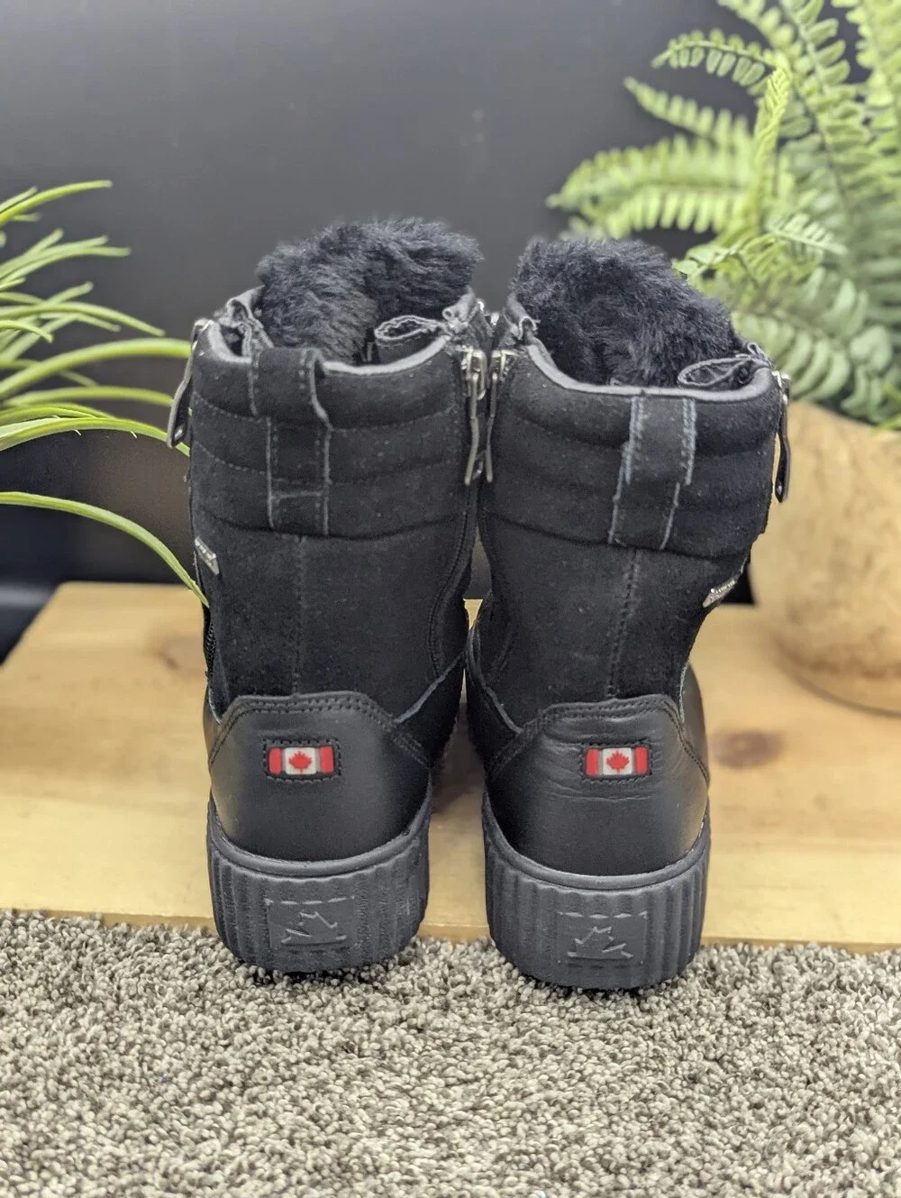 Pajar Cade Women's Size 7/7.5 Fur Lined Cold Weather Double Side Zip Boots